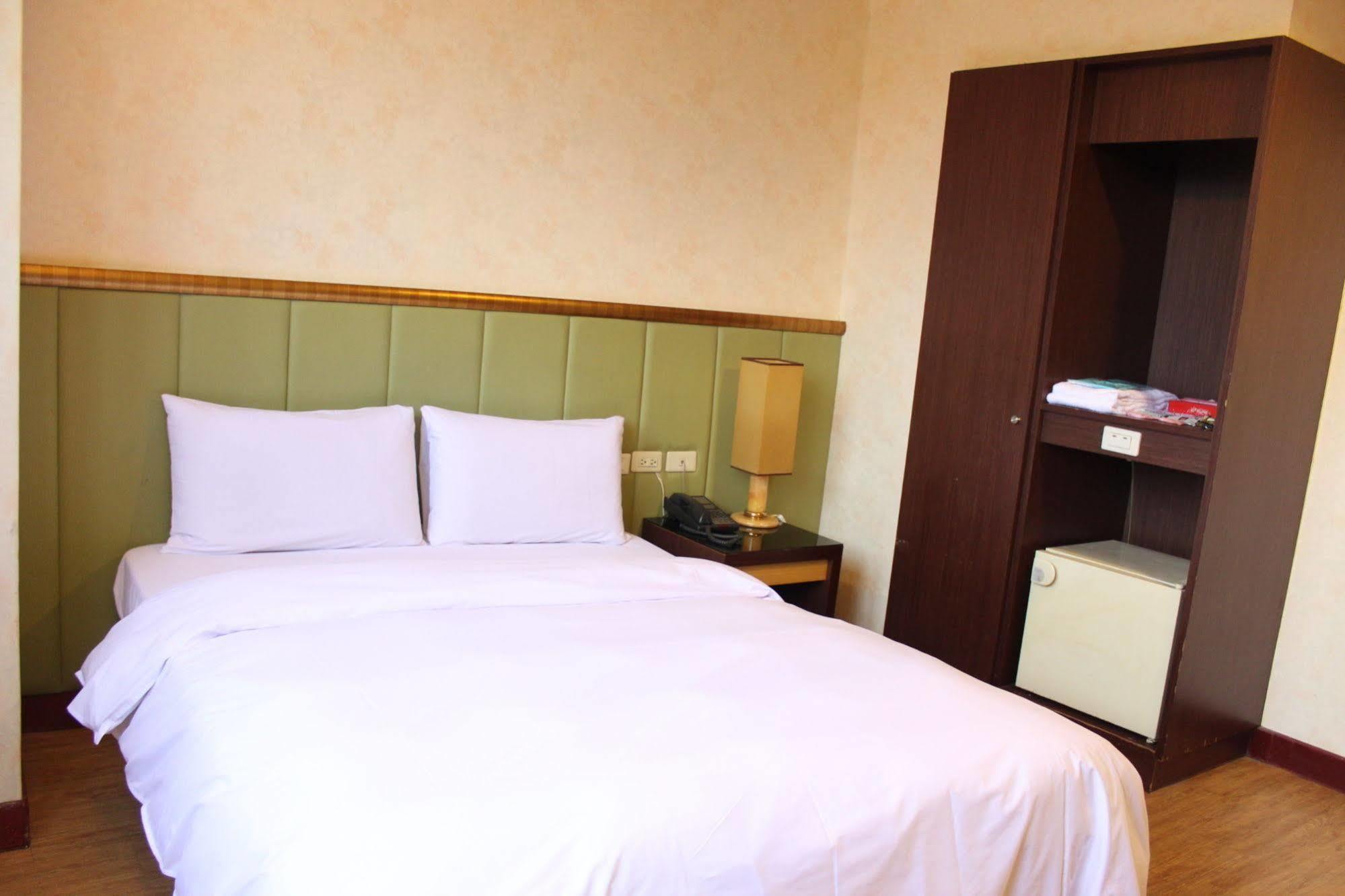 Sunwise Hotel Гаосюн Экстерьер фото