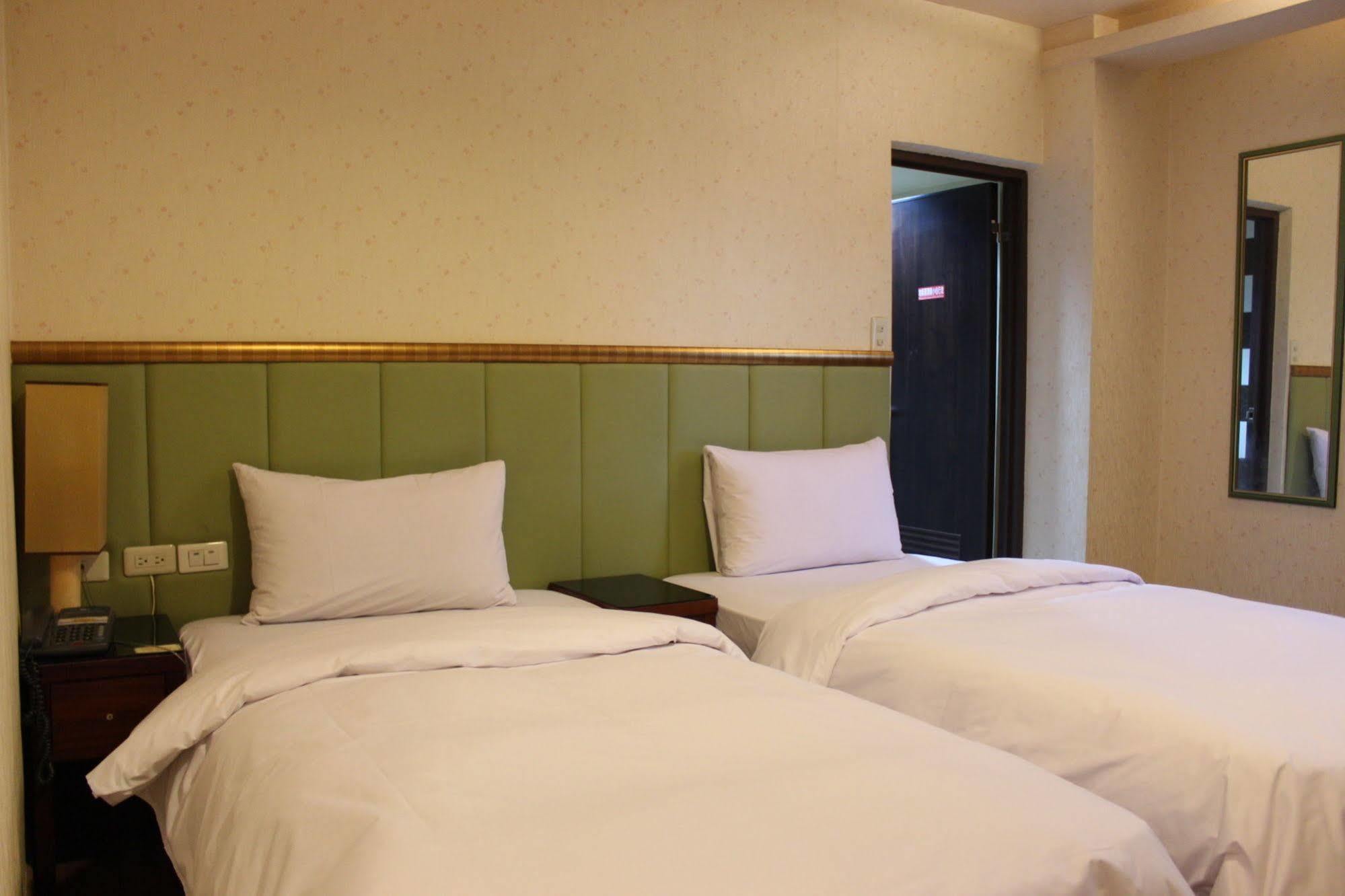 Sunwise Hotel Гаосюн Экстерьер фото